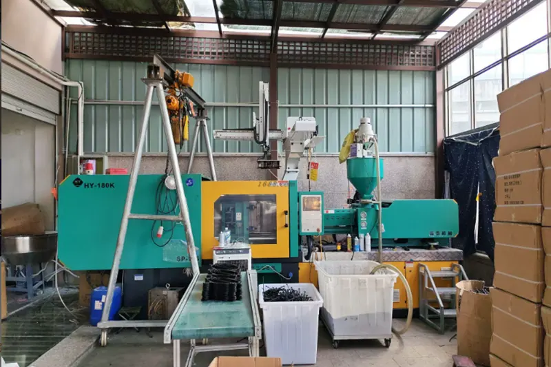 GRS PP Closther Hanger